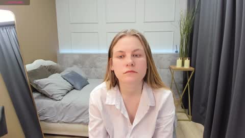 Jade online show from 28, 12, 2024