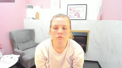 Jade online show from 8, 2, 2025