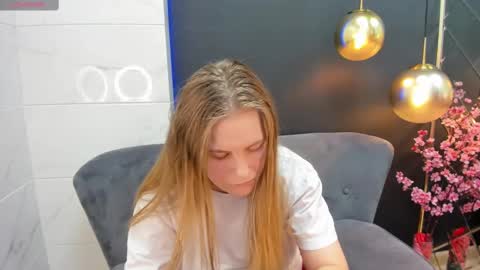 Jade online show from 16, 2, 2025