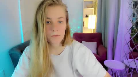 Jade online show from 19, 9, 2025