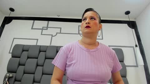 Jade  online show from 11, 1, 2025