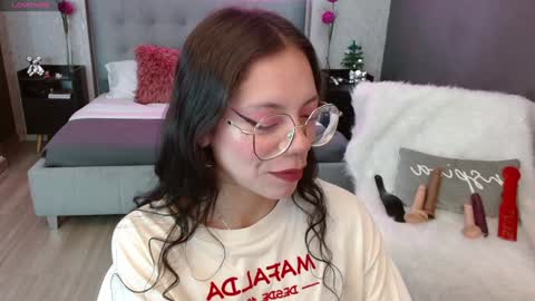 JADE online show from 4, 1, 2025