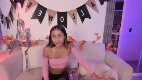 Jade online show from 12, 10, 2025