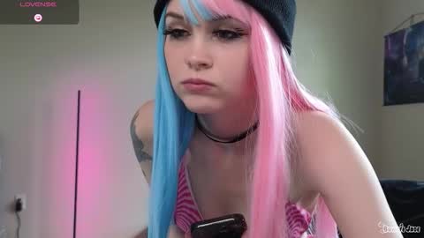 Snapshot of jadebunnie chatting on 18, 10, 2025 Bunnie Jade online show from 18, 10, 2025