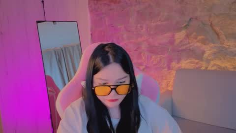 Jade online show from 3, 2, 2026