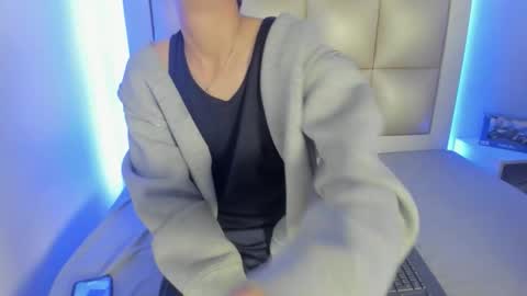 jadeestudios online show from 9, 1, 2026