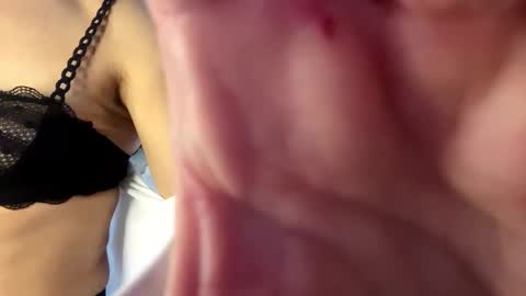 Jade online show from 11, 11, 2025