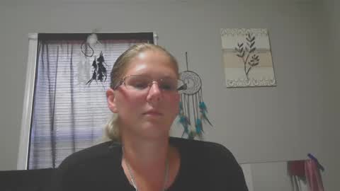 JadeLuv online show from 27, 9, 2025