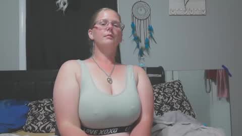 JadeLuv online show from 3, 10, 2025