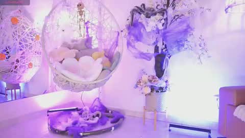 Jade Summer online show from 9, 10, 2025