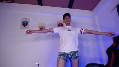 JAISON HALLS online show from 7, 11, 2025