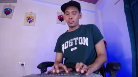 JAISON HALLS online show from 11, 11, 2025