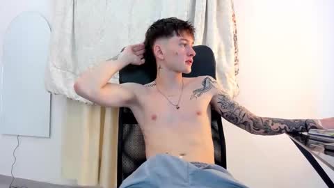 Snapshot of jake_kyle chatting on 30, 10, 2025 Jake online show from 30, 10, 2025