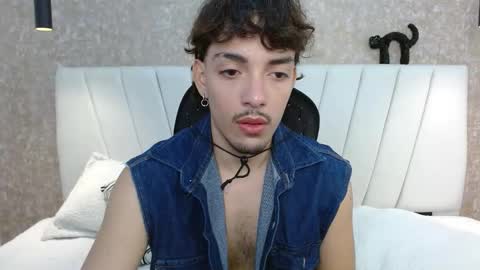 jake_laraxxx online show from 21, 9, 2025