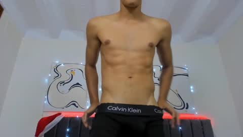 Hi guys im new 3 online show from 28, 12, 2024