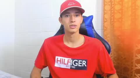 Hi guys im new 3 online show from 13, 2, 2025