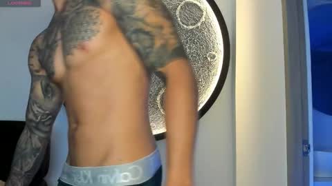 Snapshot of jakee_brown chatting on 13, 11, 2025 Santiago online show from 13, 11, 2025