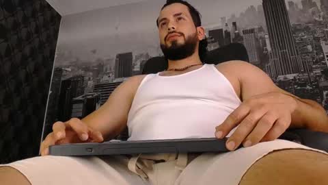 Snapshot of jakeskye chatting on 19, 9, 2025 JakeSkye online show from 19, 9, 2025