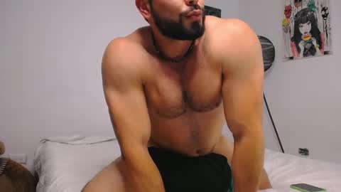 Snapshot of jakeskye chatting on 22, 10, 2025 JakeSkye online show from 22, 10, 2025