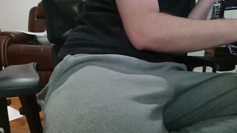 Snapshot of jakeyj2525 chatting on 28, 11, 2025 Jakeyj2525 online show from 28, 11, 2025