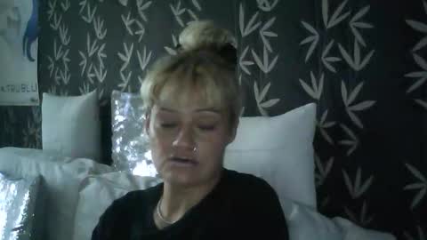 Snapshot of jakkilouise chatting on 12, 9, 2025 JAKKI LOUISE pornstar online show from 12, 9, 2025