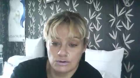 Snapshot of jakkilouise chatting on 23, 10, 2025 JAKKI LOUISE pornstar online show from 23, 10, 2025