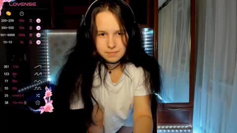 Lisa online show from 31, 10, 2025