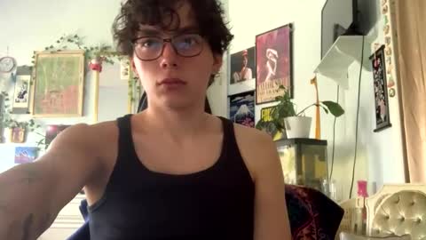 August online show from 18, 10, 2025