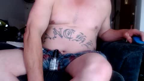 Snapshot of james30cup chatting on 11, 12, 2024 what you in too online show from 11, 12, 2024