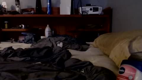 Snapshot of james30cup chatting on 2, 10, 2025 what you in too online show from 2, 10, 2025