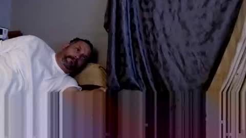 Snapshot of james30cup chatting on 16, 11, 2025 what you in too online show from 16, 11, 2025