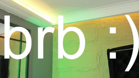 Snapshot of jamesgolden_ chatting on 28, 11, 2025 jamesgolden_ online show from 28, 11, 2025