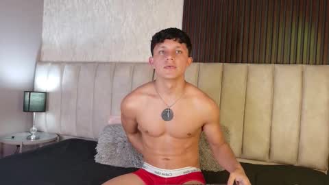 Snapshot of jamesgolden_ chatting on 30, 11, 2025 jamesgolden_ online show from 30, 11, 2025