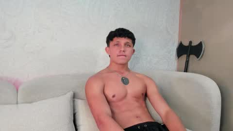 Snapshot of jamesgolden_ chatting on 5, 12, 2025 jamesgolden_ online show from 5, 12, 2025