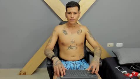 Snapshot of jamesinked_ chatting on 13, 12, 2024 Jamesinked online show from 13, 12, 2024