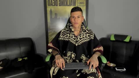 Snapshot of jamesinked_ chatting on 23, 12, 2024 Jamesinked online show from 23, 12, 2024