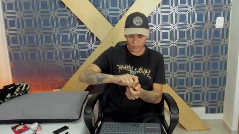 Snapshot of jamesinked_ chatting on 9, 1, 2025 Jamesinked online show from 9, 1, 2025
