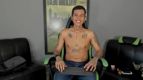 Snapshot of jamesinked_ chatting on 7, 2, 2025 Jamesinked online show from 7, 2, 2025