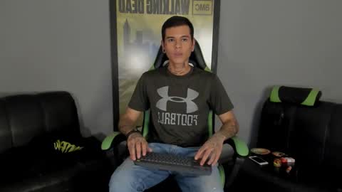 Snapshot of jamesinked_ chatting on 10, 2, 2025 Jamesinked online show from 10, 2, 2025