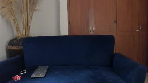 Jamesinked  online show from 26, 11, 2025