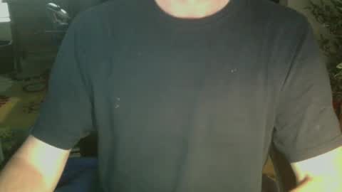 Snapshot of jamesray722 chatting on 4, 10, 2025 jamesray722 online show from 4, 10, 2025