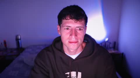 Snapshot of jamesss____ chatting on 9, 2, 2025 jamesss____ online show from 9, 2, 2025