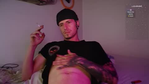 Snapshot of jamesss____ chatting on 18, 10, 2025 jamesss____ online show from 18, 10, 2025