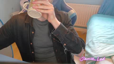Jamie online show from 15, 2, 2025