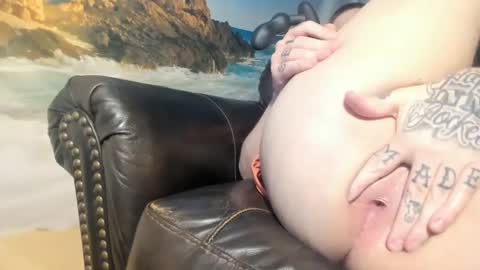 Snapshot of jamiejordan93 chatting on 14, 12, 2024 OF - Jamiejordans online show from 14, 12, 2024