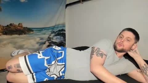 Snapshot of jamiejordan93 chatting on 2, 1, 2025 OF - Jamiejordans online show from 2, 1, 2025