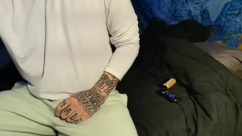 Snapshot of jamiejordan93 chatting on 5, 11, 2025 OF - Jamiejordans online show from 5, 11, 2025