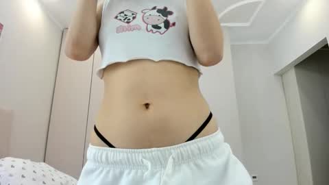 Snapshot of jamiennyam chatting on 18, 9, 2025 jamiennyam online show from 18, 9, 2025