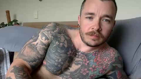 Jamincharles online show from 8, 12, 2024