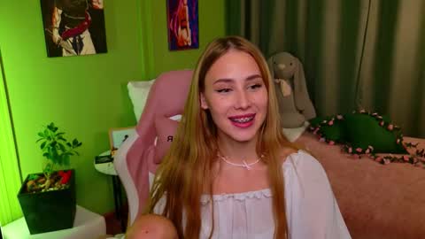 Snapshot of jane2sweet chatting on 8, 10, 2025 jane2sweet online show from 8, 10, 2025